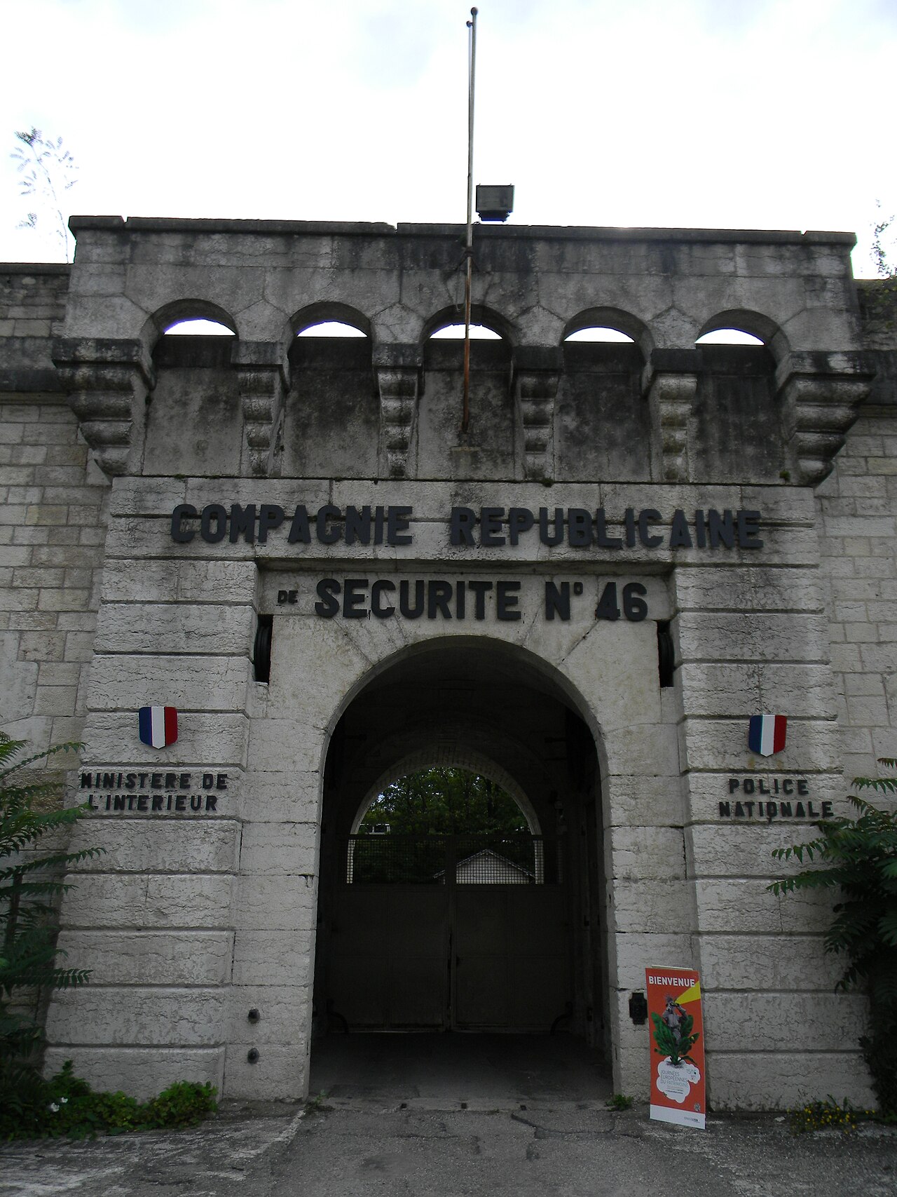Réhabilitation de l'installation électrique de la CRS 46