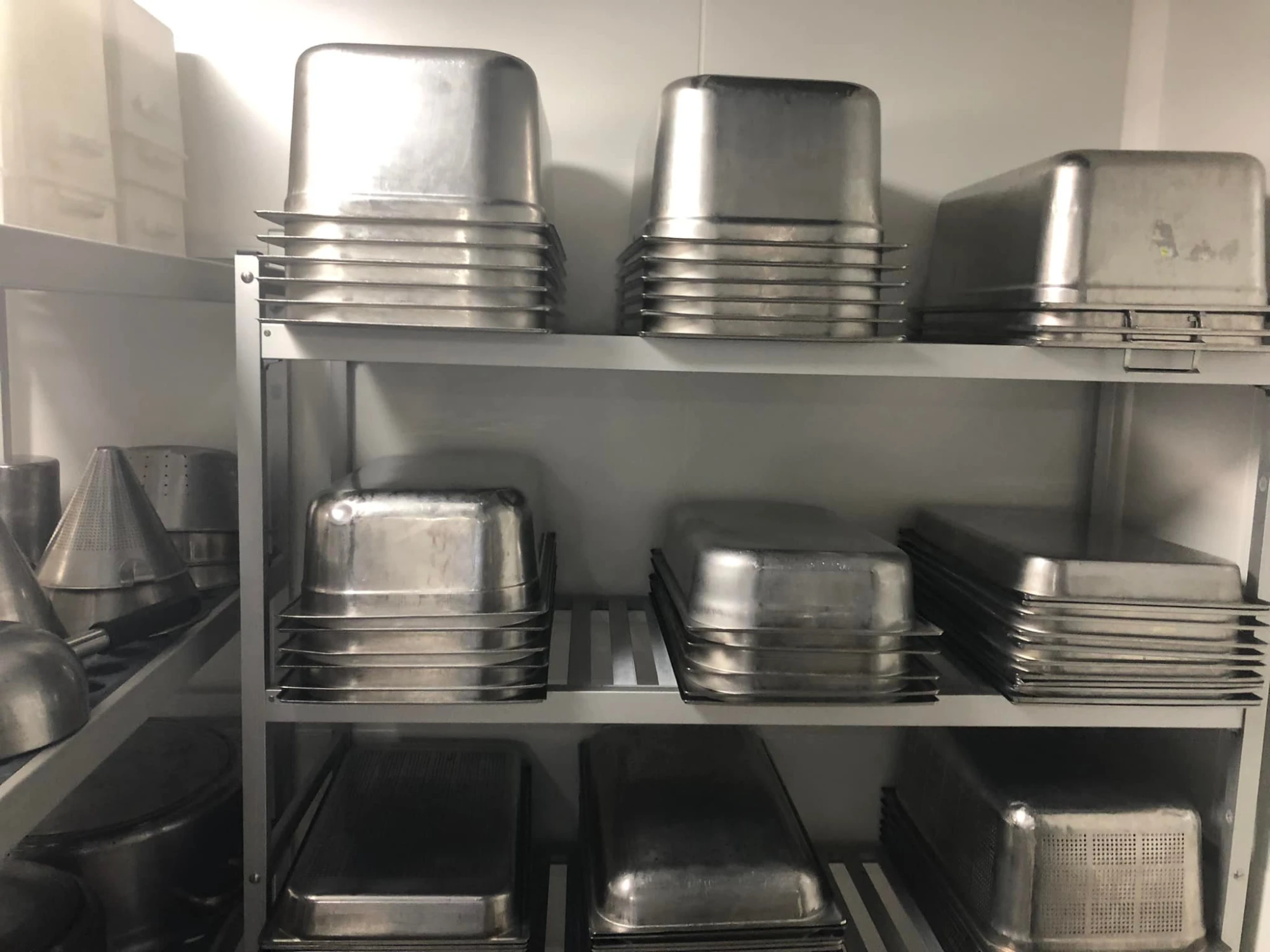 suppression du plastique à la cuisine centrale pour la santé des enfants