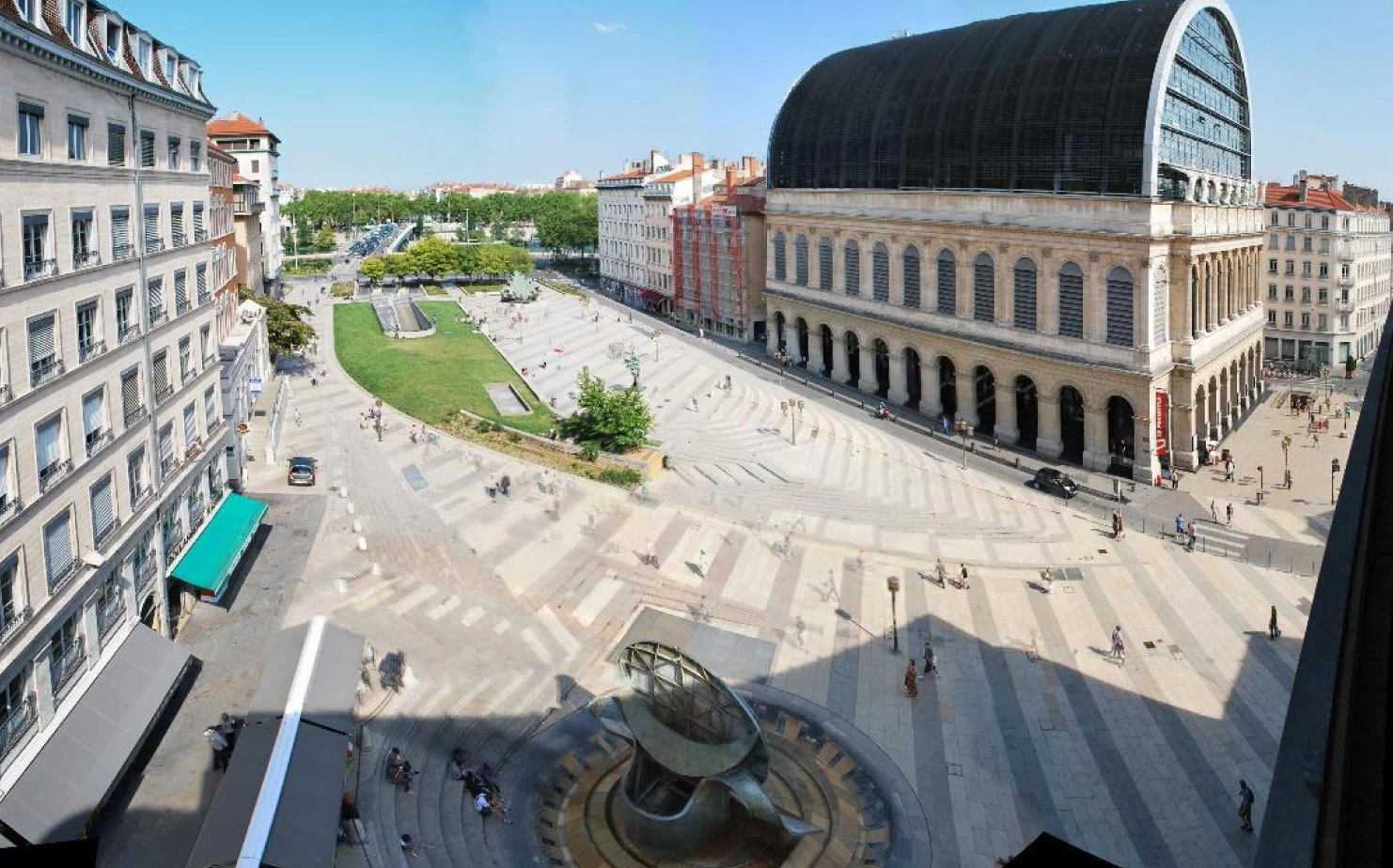 Chalet (Place Louis Pradel)