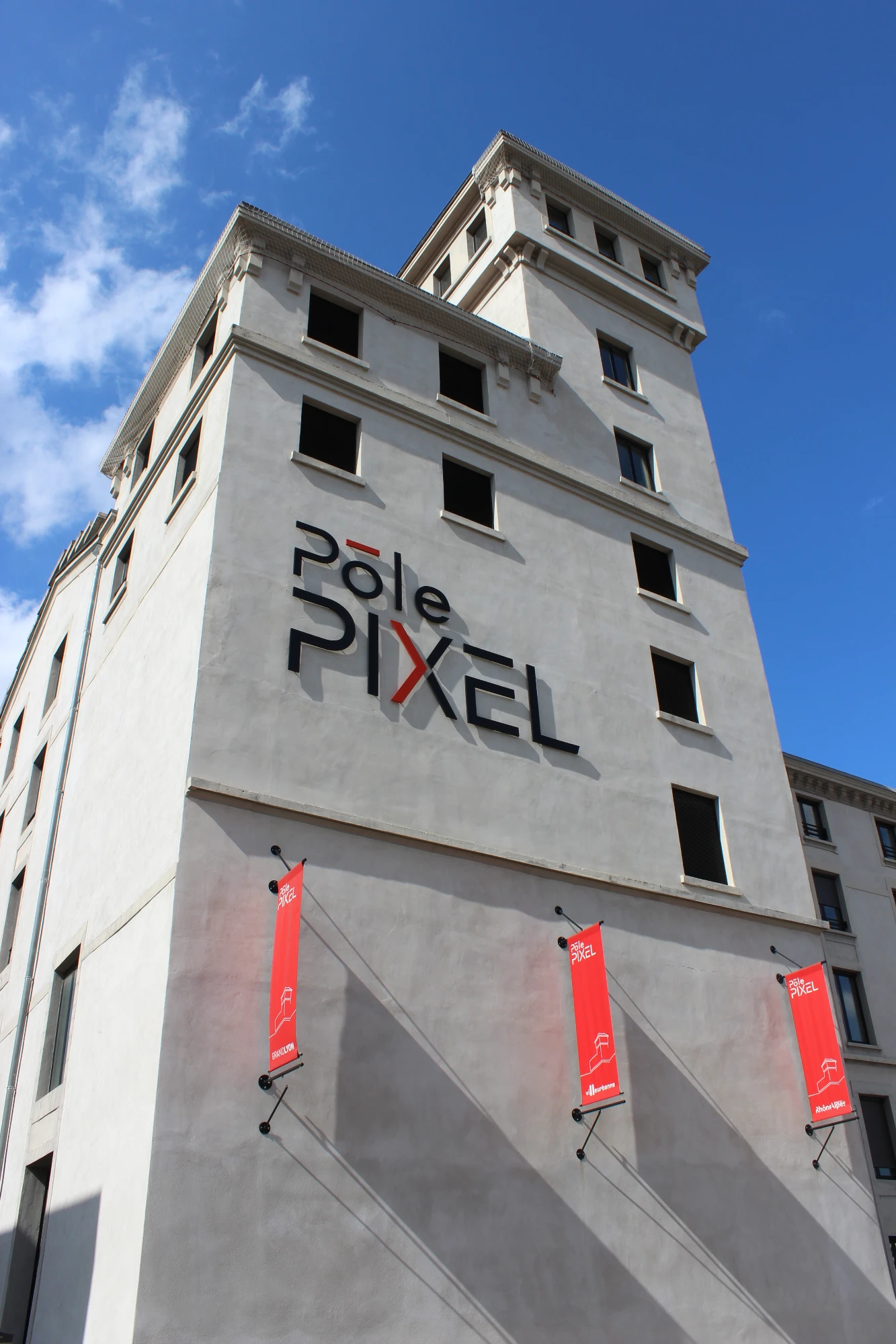 Un Pôle Pixel étendu