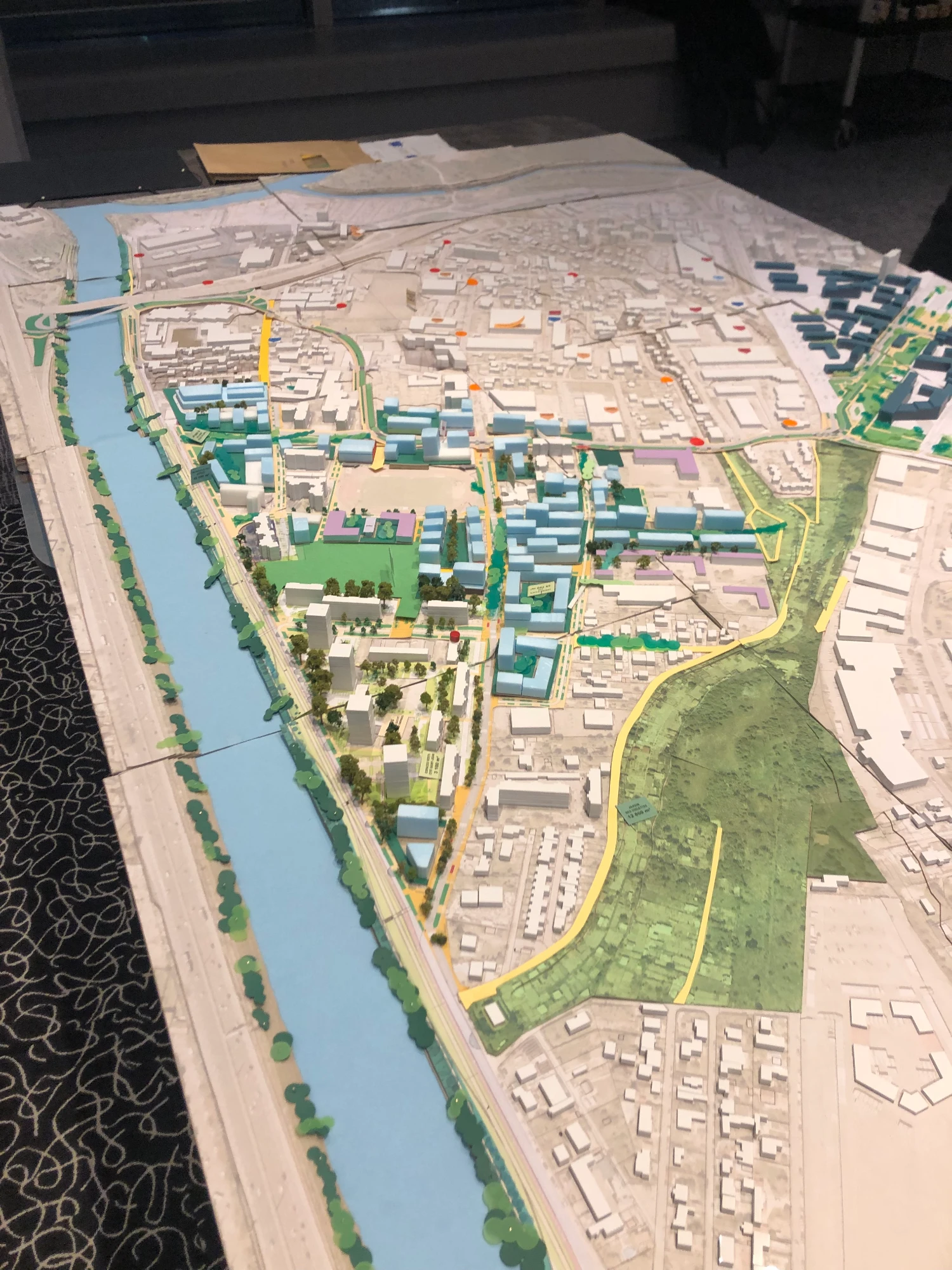 - Transformation du quartier Saint Jean