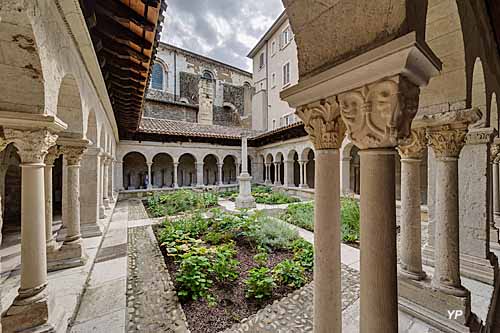 Cloître Saint-André-le-Bas
