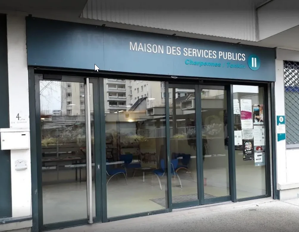 4 maisons de services publics XXL